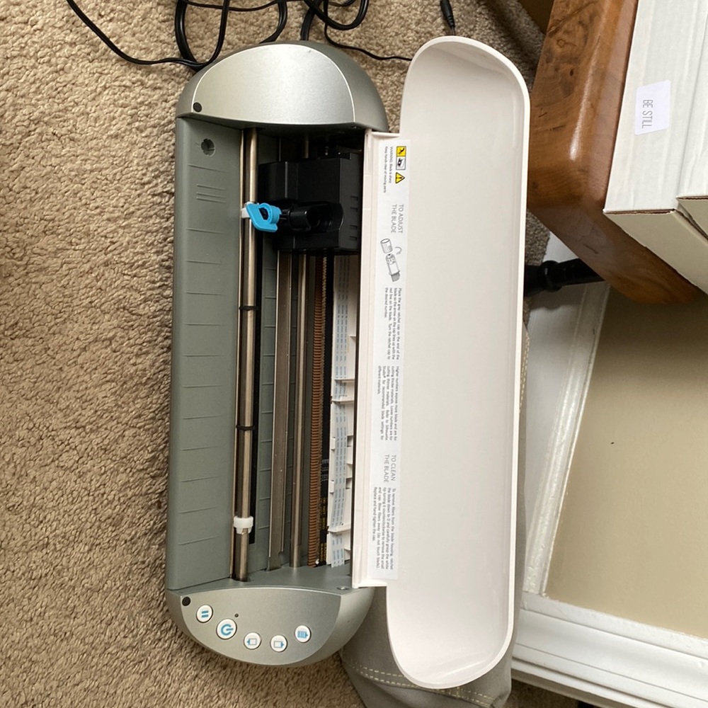 Cricut silhouette, excellent condition